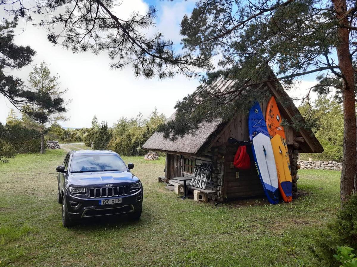 Elamusmajutus Intsu Vorgukuuris Campingplatz